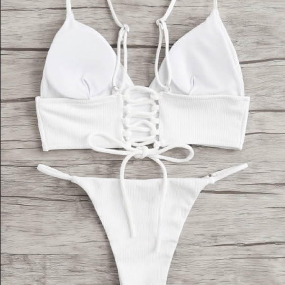 Bikini White Textured Size L NWT - Picture 3 of 5